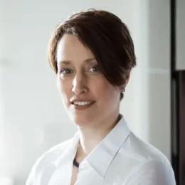 julia-staffa-agilogo